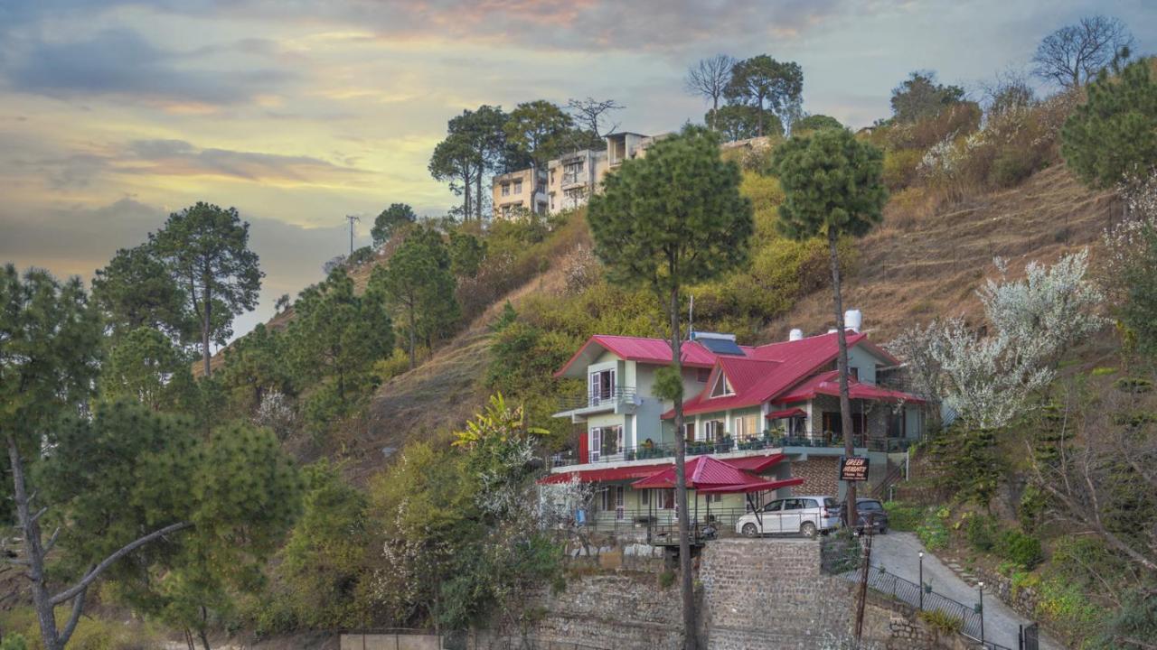 The Green Heights Cottage Kasauli Exterior photo
